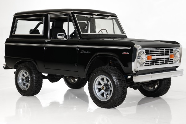For Sale Used 1973 Ford Bronco Black 4x4 Show Truck 302 PS PB AC | American Dream Machines Des Moines IA 50309