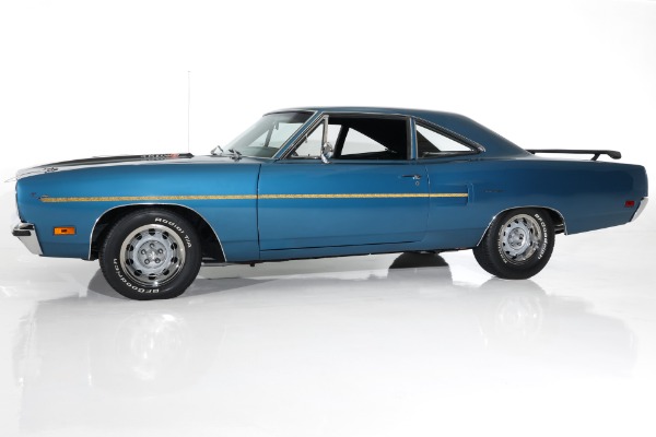For Sale Used 1970 Plymouth Roadrunner 440 Six-Pack, Pistol Grip | American Dream Machines Des Moines IA 50309