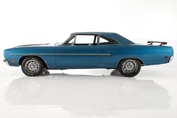 For Sale Used 1970 Plymouth Roadrunner 440 Six-Pack, Pistol Grip | American Dream Machines Des Moines IA 50309