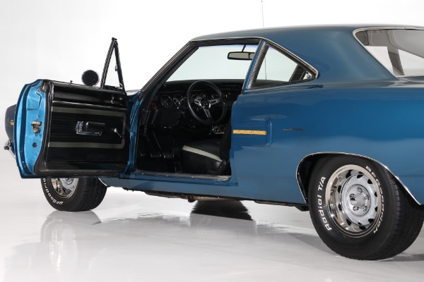 For Sale Used 1970 Plymouth Roadrunner 440 Six-Pack, Pistol Grip | American Dream Machines Des Moines IA 50309