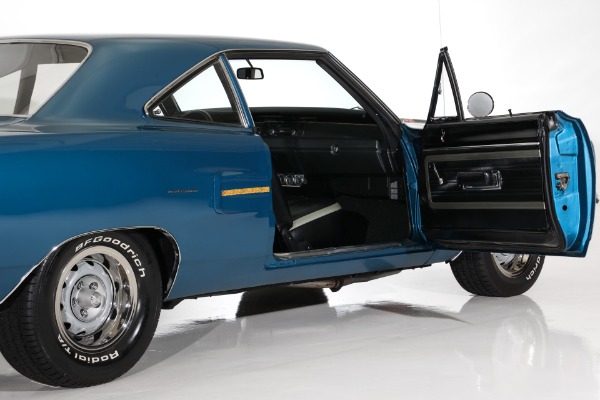 For Sale Used 1970 Plymouth Roadrunner 440 Six-Pack, Pistol Grip | American Dream Machines Des Moines IA 50309