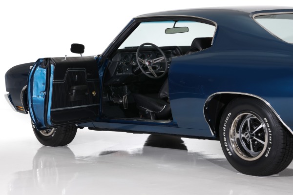 For Sale Used 1970 Chevrolet Chevelle Real SS454  4-Spd  Frame-Off | American Dream Machines Des Moines IA 50309