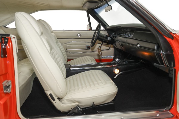 For Sale Used 1970 Dodge Charger RT, 440 6-Pack, Pistol Grip 4-Spd PS PB | American Dream Machines Des Moines IA 50309