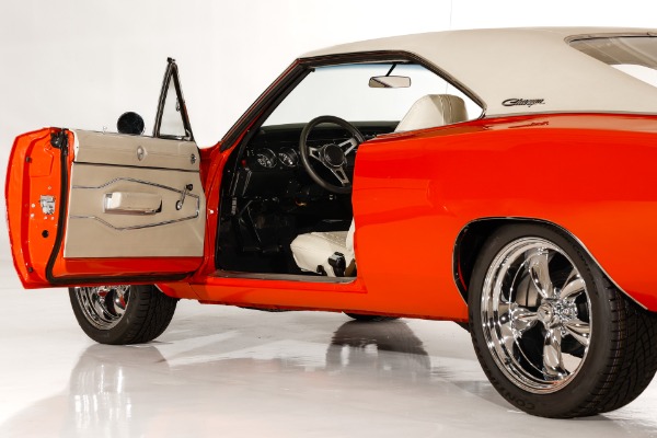 For Sale Used 1970 Dodge Charger RT, 440 6-Pack, Pistol Grip 4-Spd PS PB | American Dream Machines Des Moines IA 50309