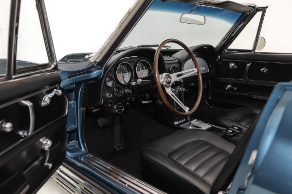 For Sale Used 1966 Chevrolet Corvette 327/300hp Auto PDB PS Tilt AC | American Dream Machines Des Moines IA 50309