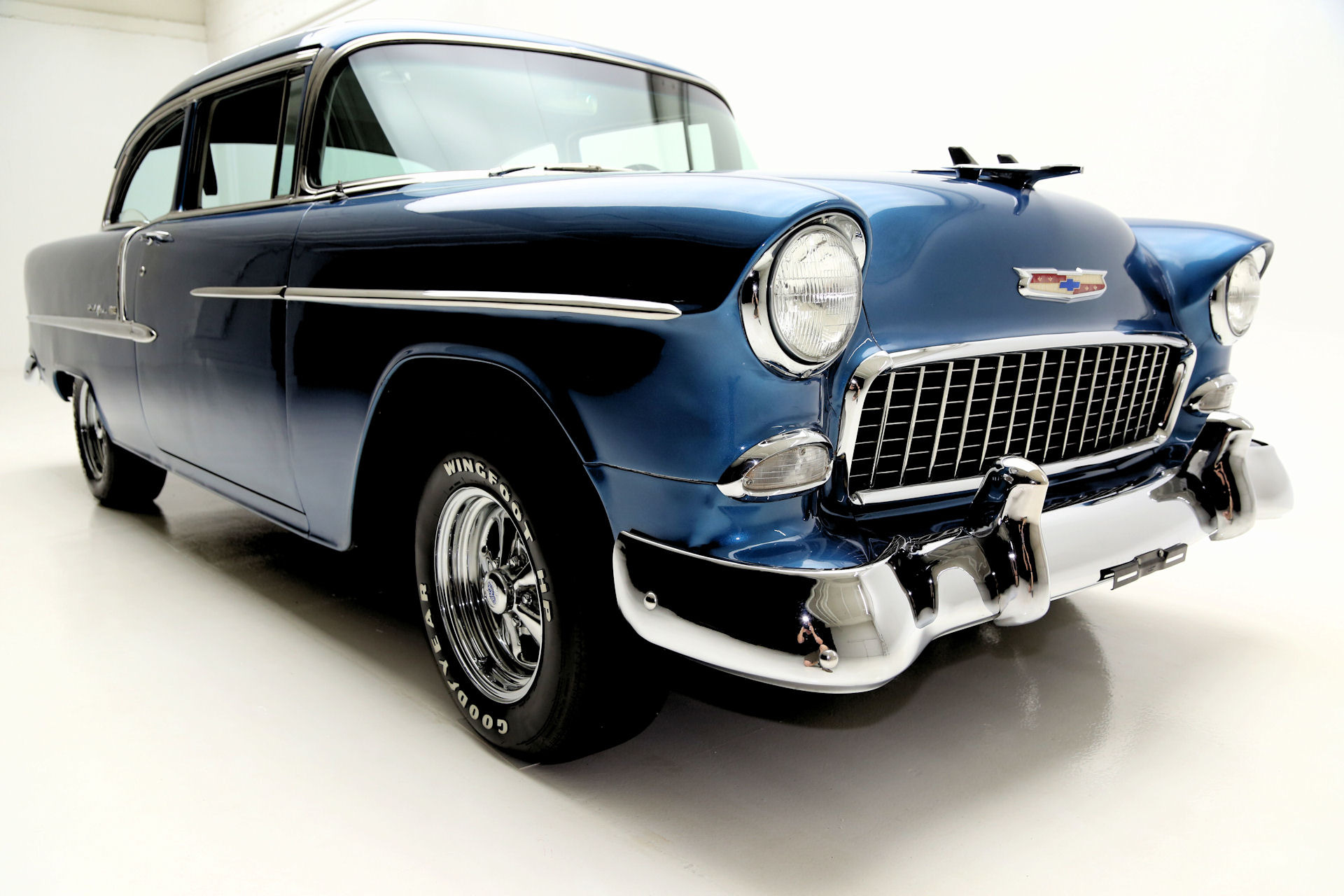 For Sale Used 1955 Chevrolet Bel Air 350 V8 digital dash, disc brakes | American Dream Machines Des Moines IA 50309