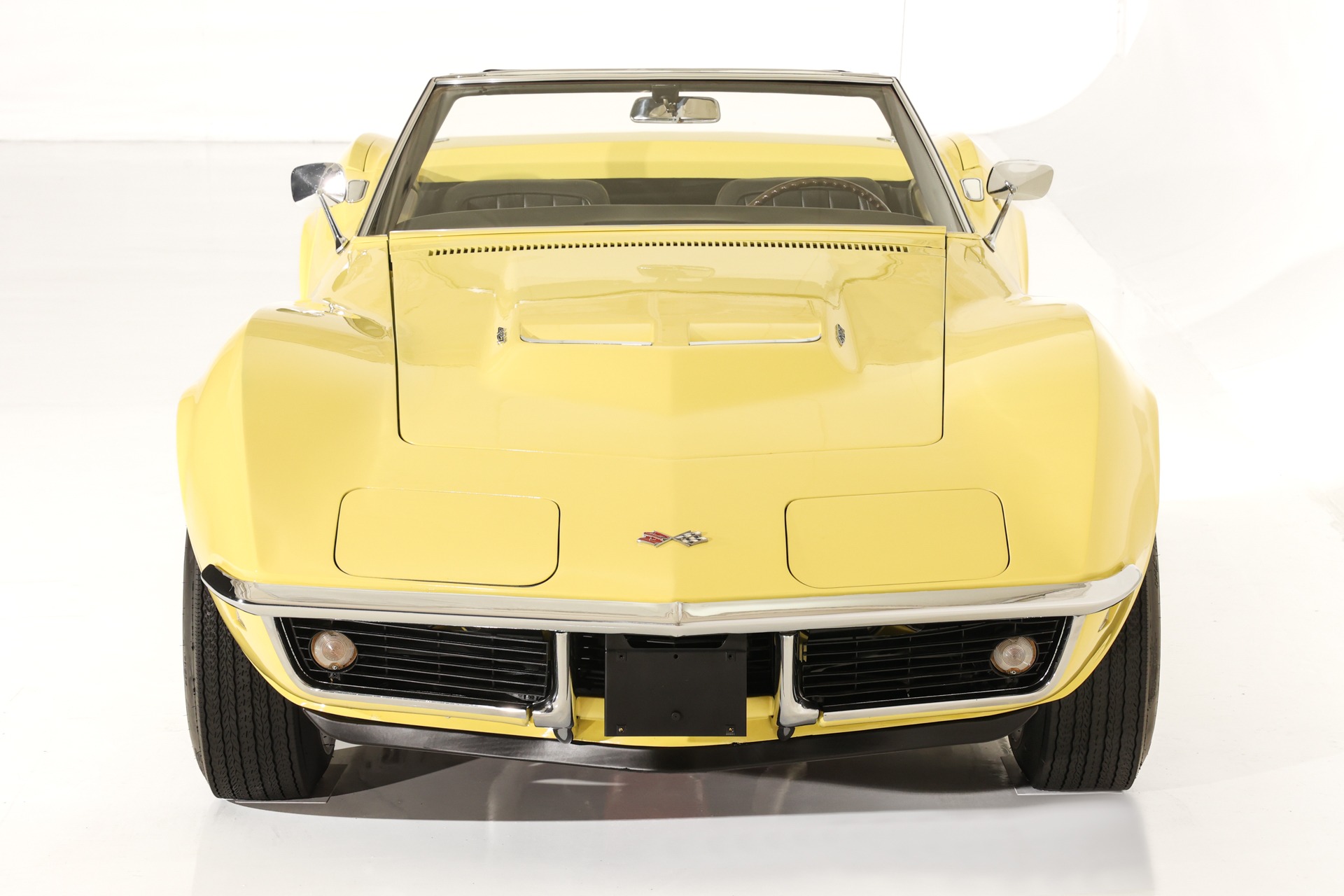 For Sale Used 1968 Chevrolet Corvette 427/390 Auto, PS, 4-Wheel Disc | American Dream Machines Des Moines IA 50309
