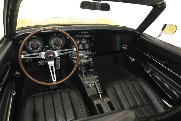 For Sale Used 1968 Chevrolet Corvette 427/390 Auto, PS, 4-Wheel Disc | American Dream Machines Des Moines IA 50309