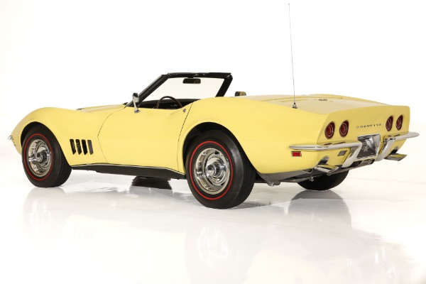 For Sale Used 1968 Chevrolet Corvette 427/390 Auto, PS, 4-Wheel Disc | American Dream Machines Des Moines IA 50309