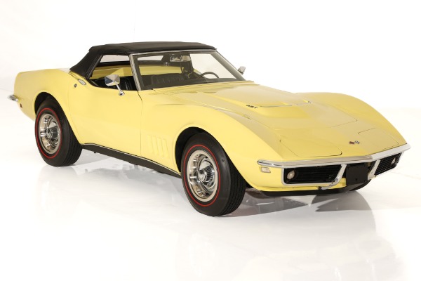 For Sale Used 1968 Chevrolet Corvette 427/390 Auto, PS, 4-Wheel Disc | American Dream Machines Des Moines IA 50309