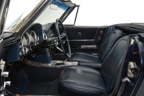 For Sale Used 1963 Chevrolet Corvette 327/340hp 4-Speed PB KO Wheels | American Dream Machines Des Moines IA 50309