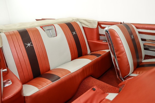 For Sale Used 1959 Pontiac Bonneville 389 Tri-Power, Strato-Star Interior | American Dream Machines Des Moines IA 50309