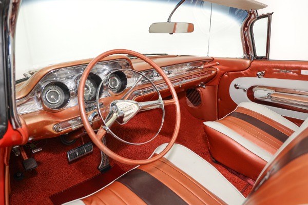 For Sale Used 1959 Pontiac Bonneville 389 Tri-Power, Strato-Star Interior | American Dream Machines Des Moines IA 50309