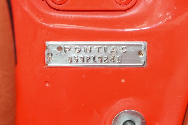 For Sale Used 1959 Pontiac Bonneville 389 Tri-Power, Strato-Star Interior | American Dream Machines Des Moines IA 50309