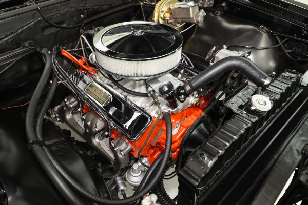 For Sale Used 1967 Chevrolet Chevelle Beautiful Black Paint, New black interior, #s Matching  283 PS PB | American Dream Machines Des Moines IA 50309