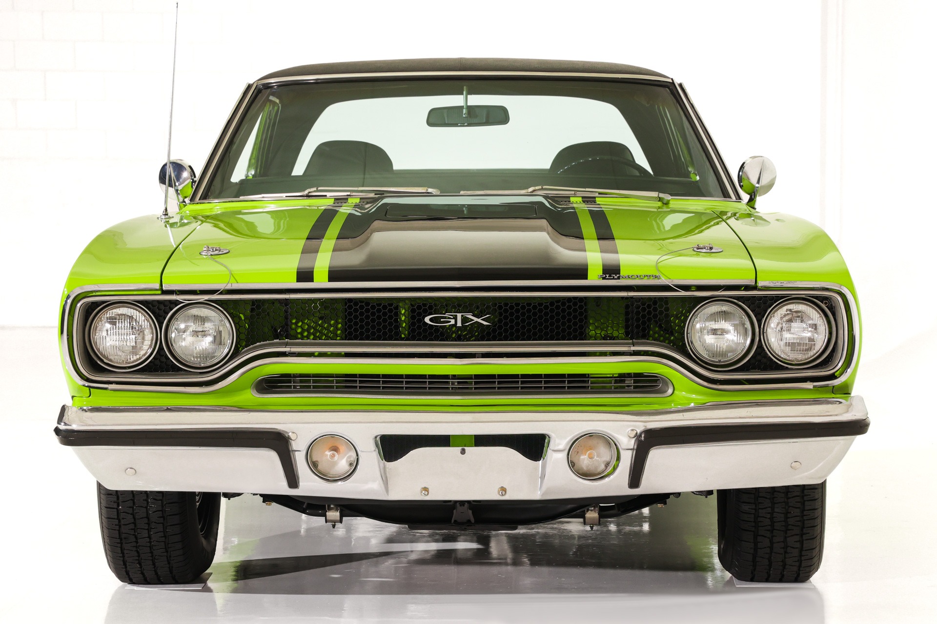 For Sale Used 1970 Plymouth GTX 440, Air Grabber, 727 Automatic PS PDB | American Dream Machines Des Moines IA 50309