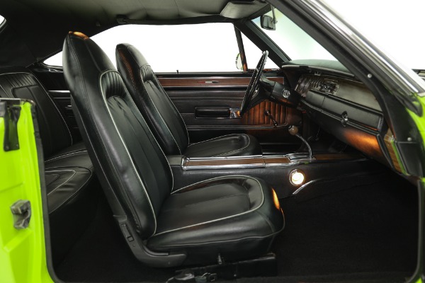 For Sale Used 1970 Plymouth GTX 440, Air Grabber, 727 Automatic PS PDB | American Dream Machines Des Moines IA 50309