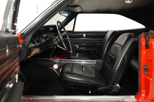 For Sale Used 1968 Dodge Charger 383/335hp 727 Auto. PS PB Rare AC | American Dream Machines Des Moines IA 50309