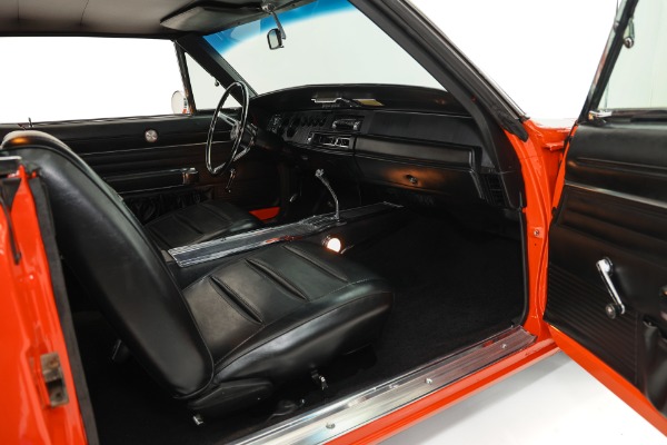 For Sale Used 1968 Dodge Charger 383/335hp 727 Auto. PS PB Rare AC | American Dream Machines Des Moines IA 50309