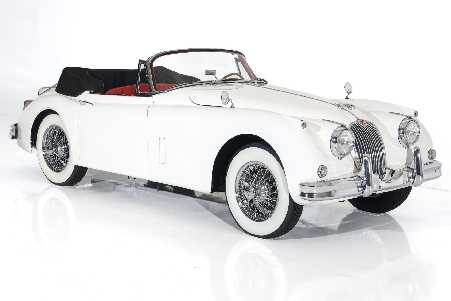 For Sale Used 1959 Jaguar XK150 Convertible, Red Leather, 4-Speed | American Dream Machines Des Moines IA 50309