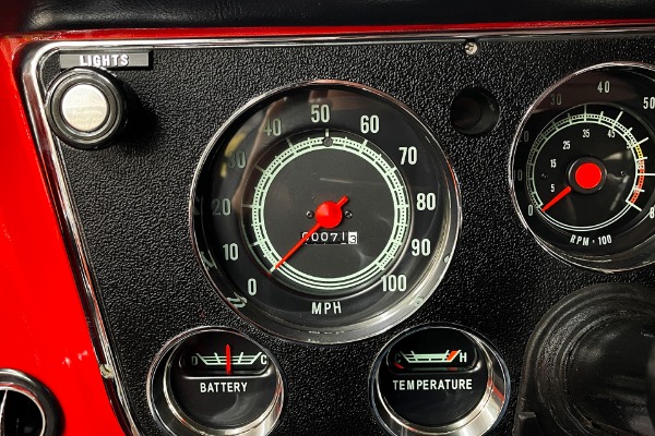 For Sale Used 1972 Chevrolet Blazer K5 Frame-Off Restored 4x4 PS PB AC | American Dream Machines Des Moines IA 50309