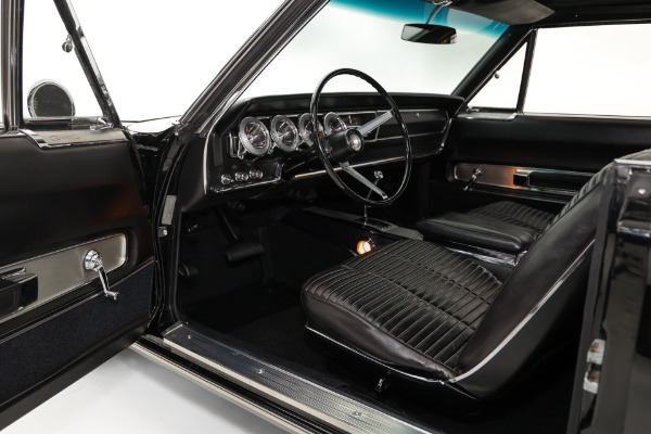 For Sale Used 1966 Dodge Charger Built 383, 727 Auto New Magnum Rims | American Dream Machines Des Moines IA 50309