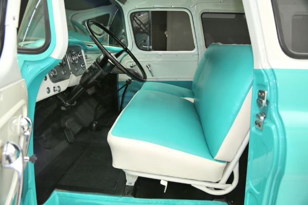 For Sale Used 1957 GMC Suburban VERY RARE NAPCO 4WD, 4-SPEED | American Dream Machines Des Moines IA 50309