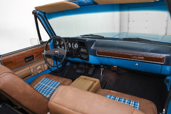 For Sale Used 1973 GMC Jimmy Rotisserie Resto 4x4 LS Engine Auto PS PB | American Dream Machines Des Moines IA 50309