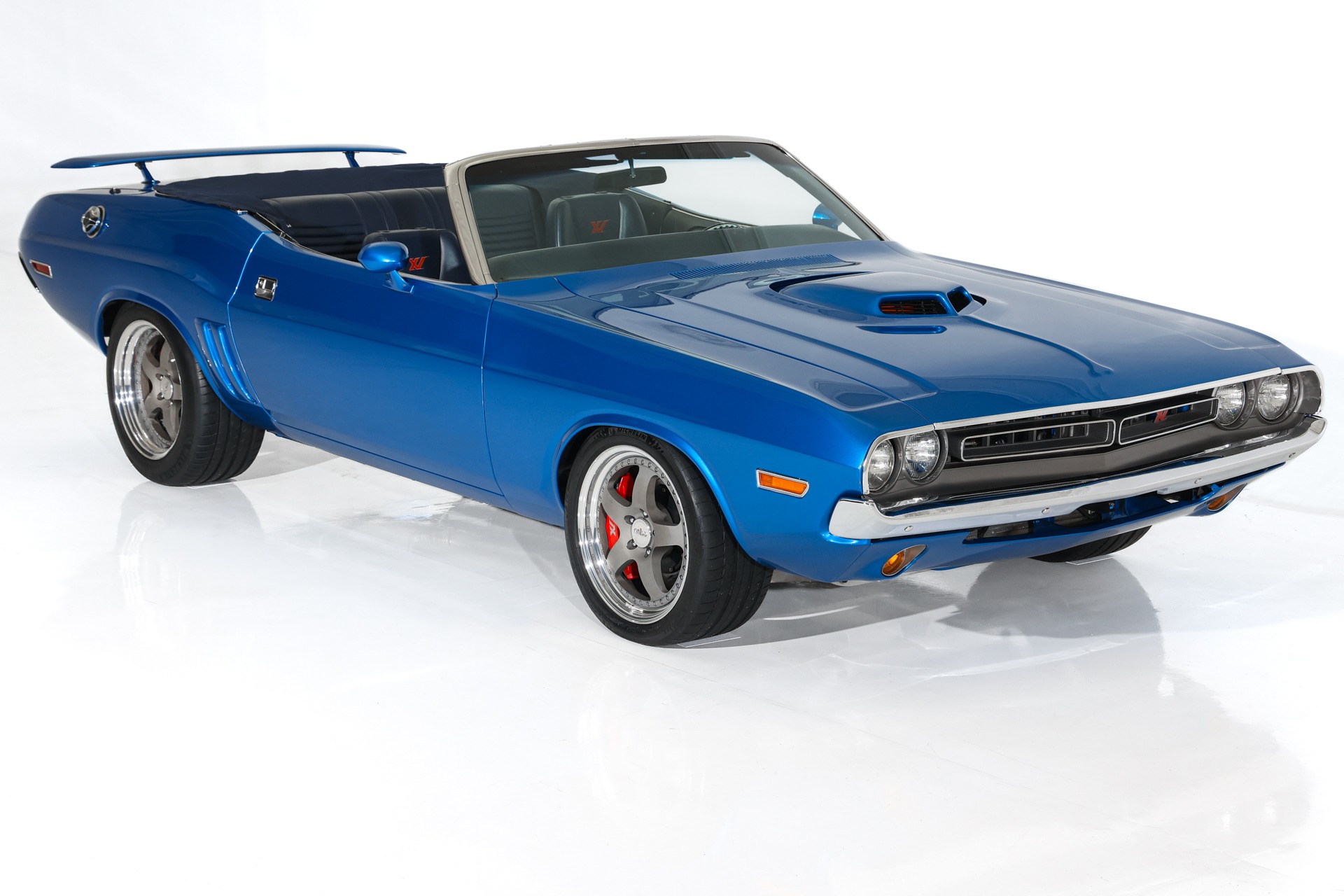 For Sale Used 1971 Dodge Challenger 600hp Hemi, XV Motorsports 6-Spd | American Dream Machines Des Moines IA 50309