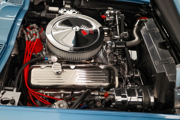 For Sale Used 1965 Chevrolet Corvette Nassau Blue Convertible, Blue Int. White Stinger & Top. 410/500  5 speed | American Dream Machines Des Moines IA 50309