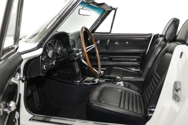 For Sale Used 1967 Chevrolet Corvette 427/390hp 4-Speed PDB KO Rims | American Dream Machines Des Moines IA 50309