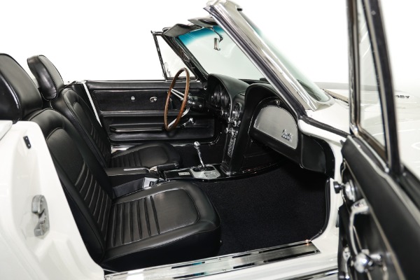 For Sale Used 1967 Chevrolet Corvette 427/390hp 4-Speed PDB KO Rims | American Dream Machines Des Moines IA 50309
