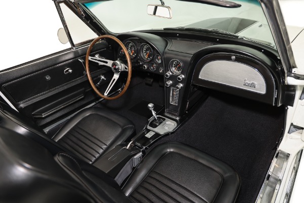 For Sale Used 1967 Chevrolet Corvette 427/390hp 4-Speed PDB KO Rims | American Dream Machines Des Moines IA 50309