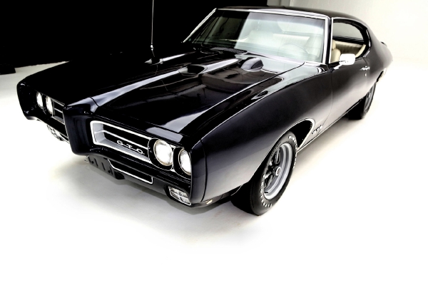 For Sale Used 1969 Pontiac GTO frame off restoration numbers matching | American Dream Machines Des Moines IA 50309