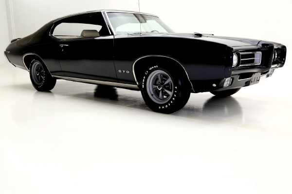 For Sale Used 1969 Pontiac GTO frame off restoration numbers matching | American Dream Machines Des Moines IA 50309