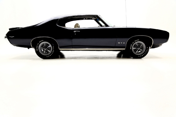 For Sale Used 1969 Pontiac GTO frame off restoration numbers matching | American Dream Machines Des Moines IA 50309