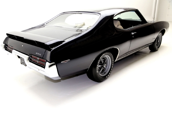 For Sale Used 1969 Pontiac GTO frame off restoration numbers matching | American Dream Machines Des Moines IA 50309