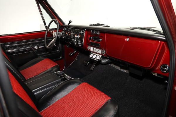 For Sale Used 1972 Chevrolet C10 Brandywine Cheyenne Show Truck | American Dream Machines Des Moines IA 50309