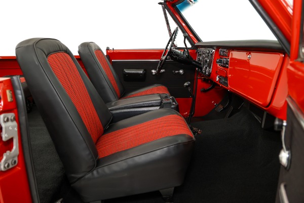 For Sale Used 1969 Chevrolet Blazer Rotisserie Restored K5 4x4 PS PB AC | American Dream Machines Des Moines IA 50309