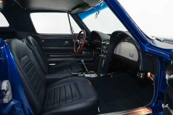 For Sale Used 1966 Chevrolet Corvette Coupe Electric Blue Stingray AC | American Dream Machines Des Moines IA 50309