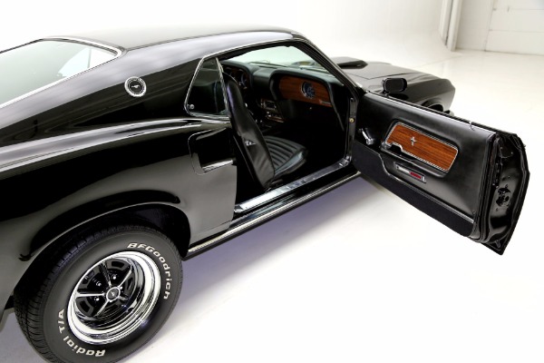 For Sale Used 1969 Ford Mustang R Code 428 4 Speed Raven Black | American Dream Machines Des Moines IA 50309