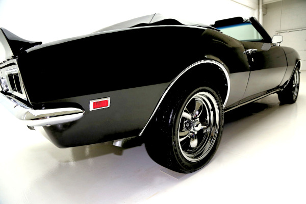 For Sale Used 1968 Chevrolet Camaro Convertible SS stripes | American Dream Machines Des Moines IA 50309