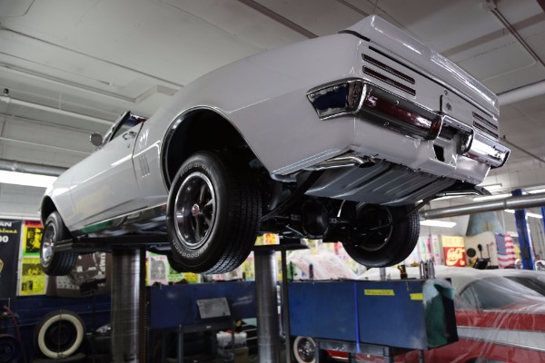 For Sale Used 1967 Pontiac Firebird WHITE, RED INT, CONVERTIBLE | American Dream Machines Des Moines IA 50309