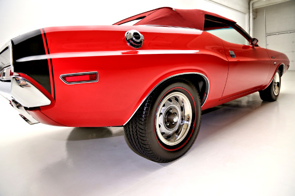 For Sale Used 1970 Dodge Challenger RT options 440 6 Pac | American Dream Machines Des Moines IA 50309