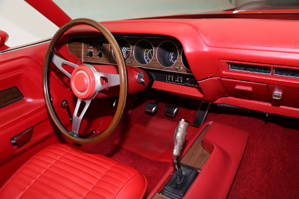 For Sale Used 1970 Dodge Challenger RT options 440 6 Pac | American Dream Machines Des Moines IA 50309