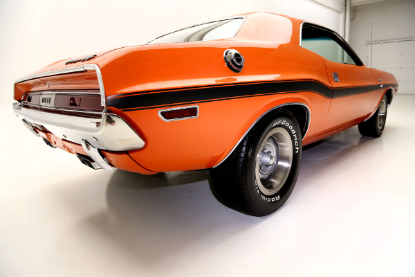 For Sale Used 1970 Dodge Challenger R/T 340 Six Pack, Pistol Grip | American Dream Machines Des Moines IA 50309