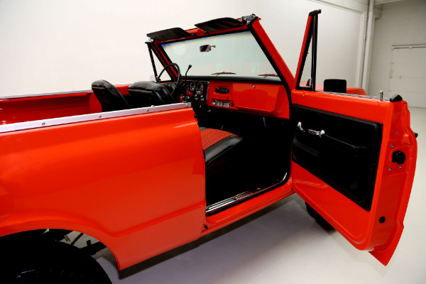 For Sale Used 1972 Chevrolet Blazer K5, Orange, houndstooth int | American Dream Machines Des Moines IA 50309