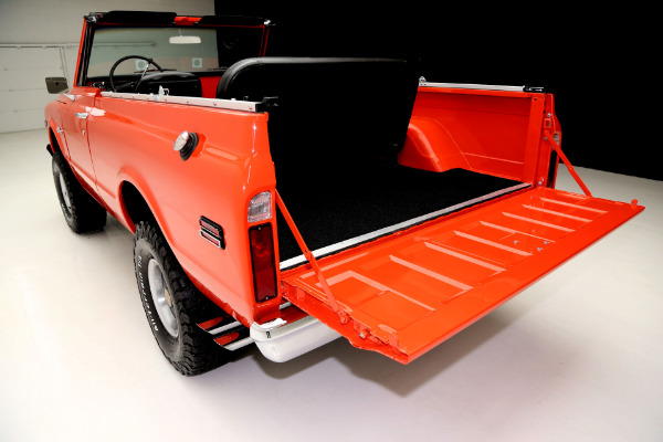 For Sale Used 1972 Chevrolet Blazer K5, Orange, houndstooth int | American Dream Machines Des Moines IA 50309