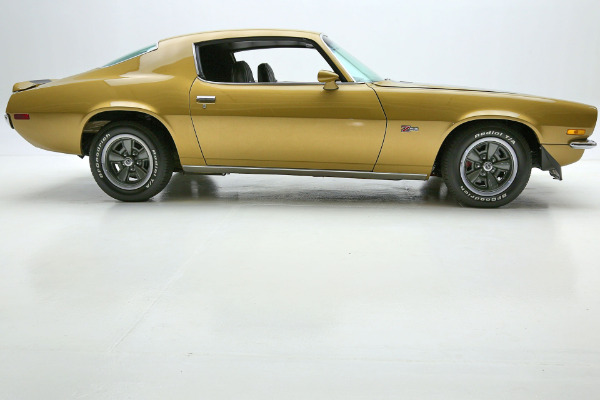 For Sale Used 1971 Chevrolet Camaro 454/365 V8 A/C Frame off | American Dream Machines Des Moines IA 50309