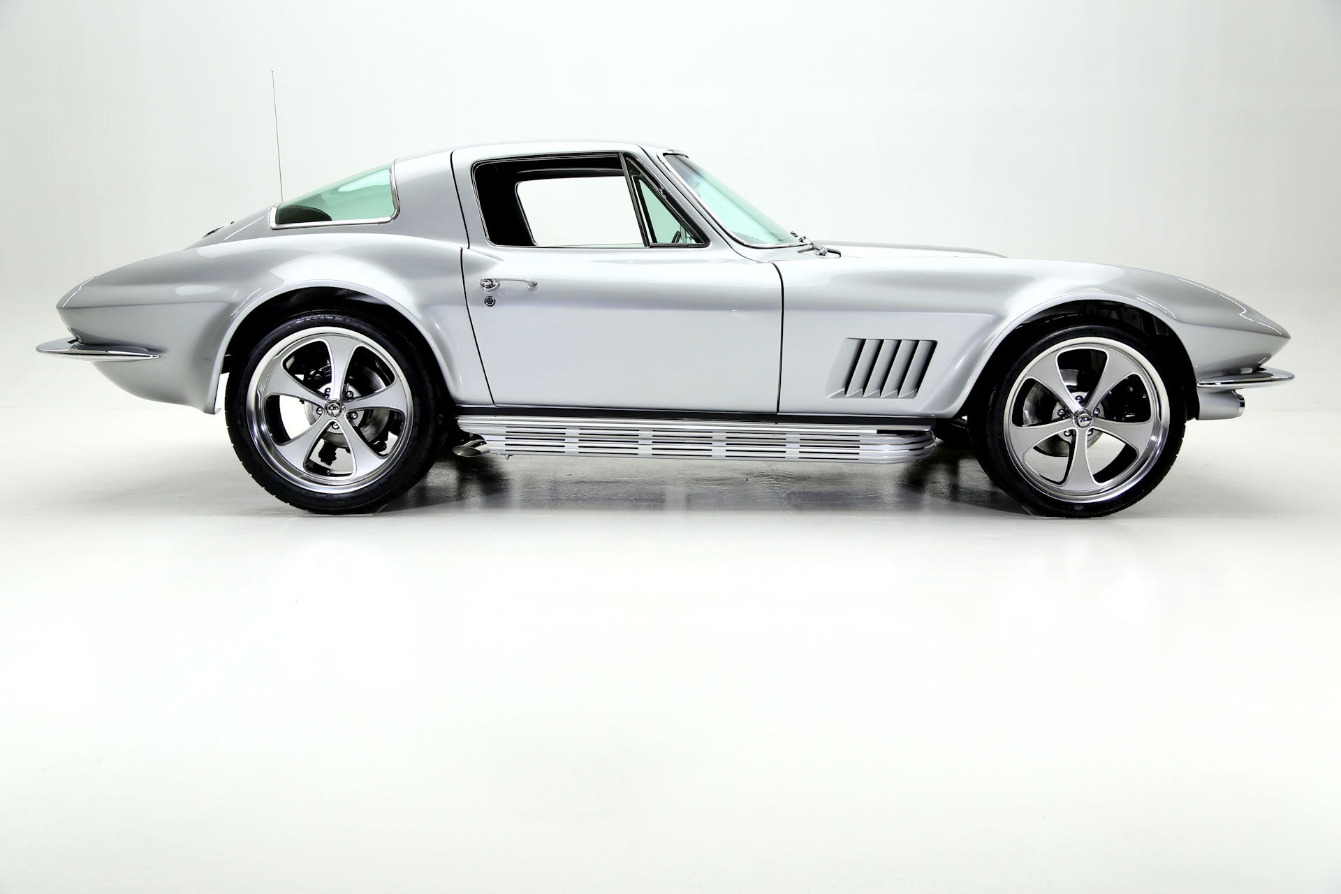 For Sale Used 1967 Chevrolet Corvette Pro-Tour 502/550 4-Spd | American Dream Machines Des Moines IA 50309